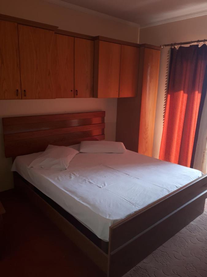 Hotel Meteor Shkodër Extérieur photo