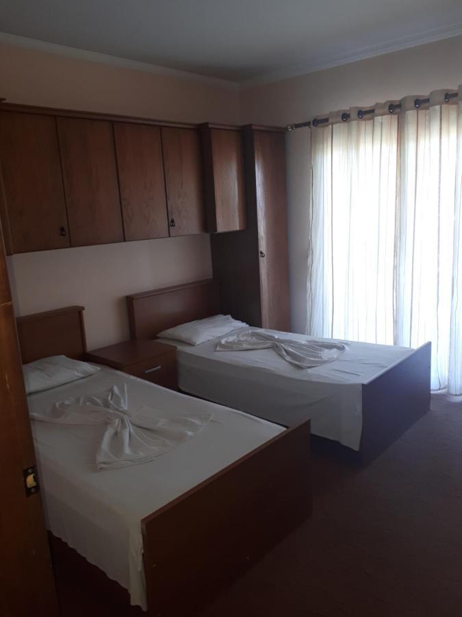 Hotel Meteor Shkodër Extérieur photo